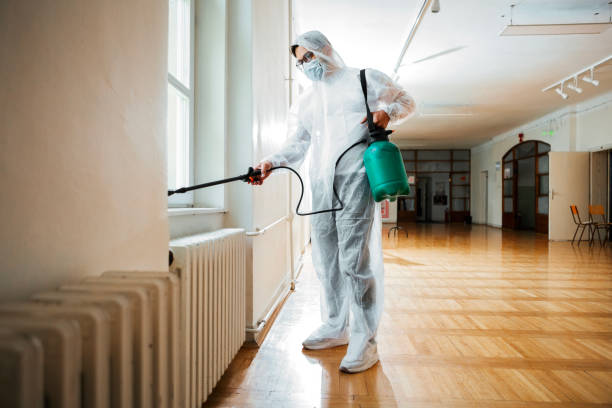 Best Wildlife Control Services  in Delafield, WI